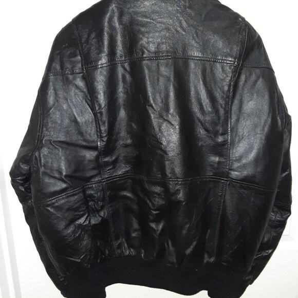 NRA CCW Benefactor Leather Bomber Jacket * Men XL * 56" Chest x 27" Length * EUC - Picture 4 of 15